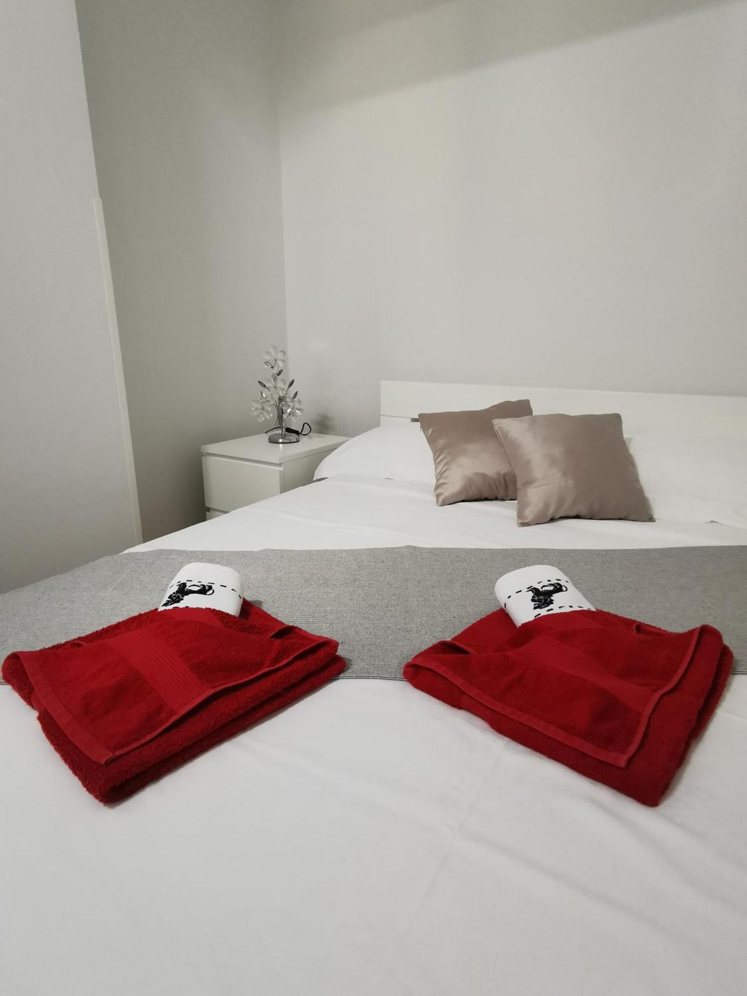 Apartment Katy Pula Luaran gambar